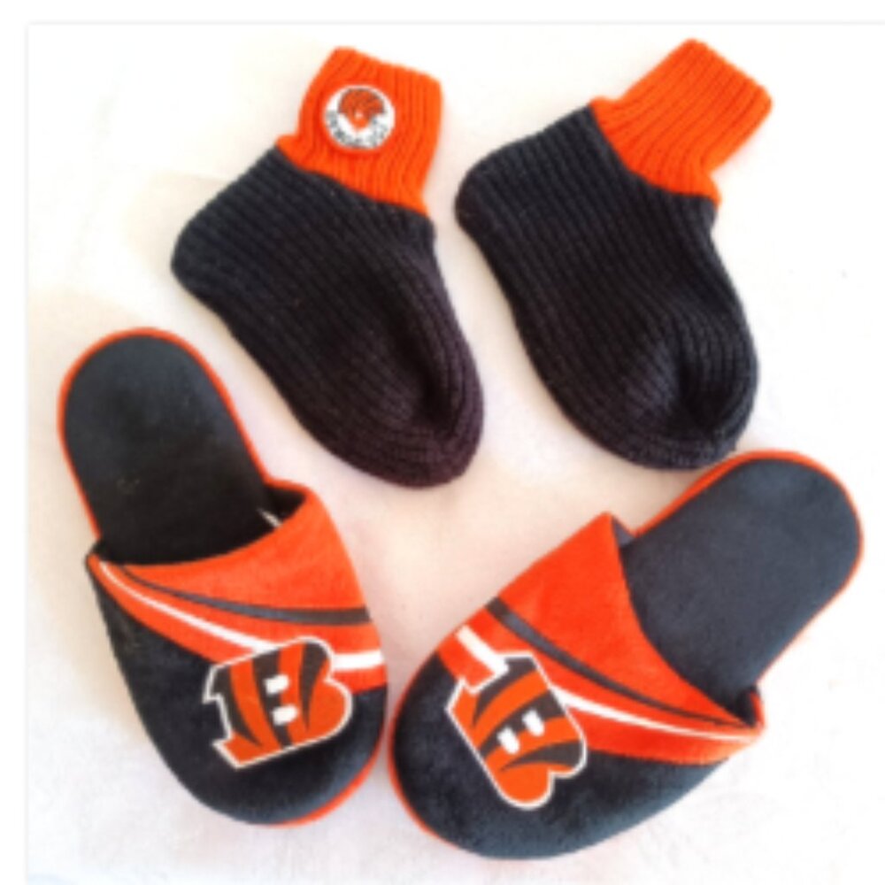 Cincinnati Bengals His & Her NFL Team Slippers size M (9/10) Black Orange